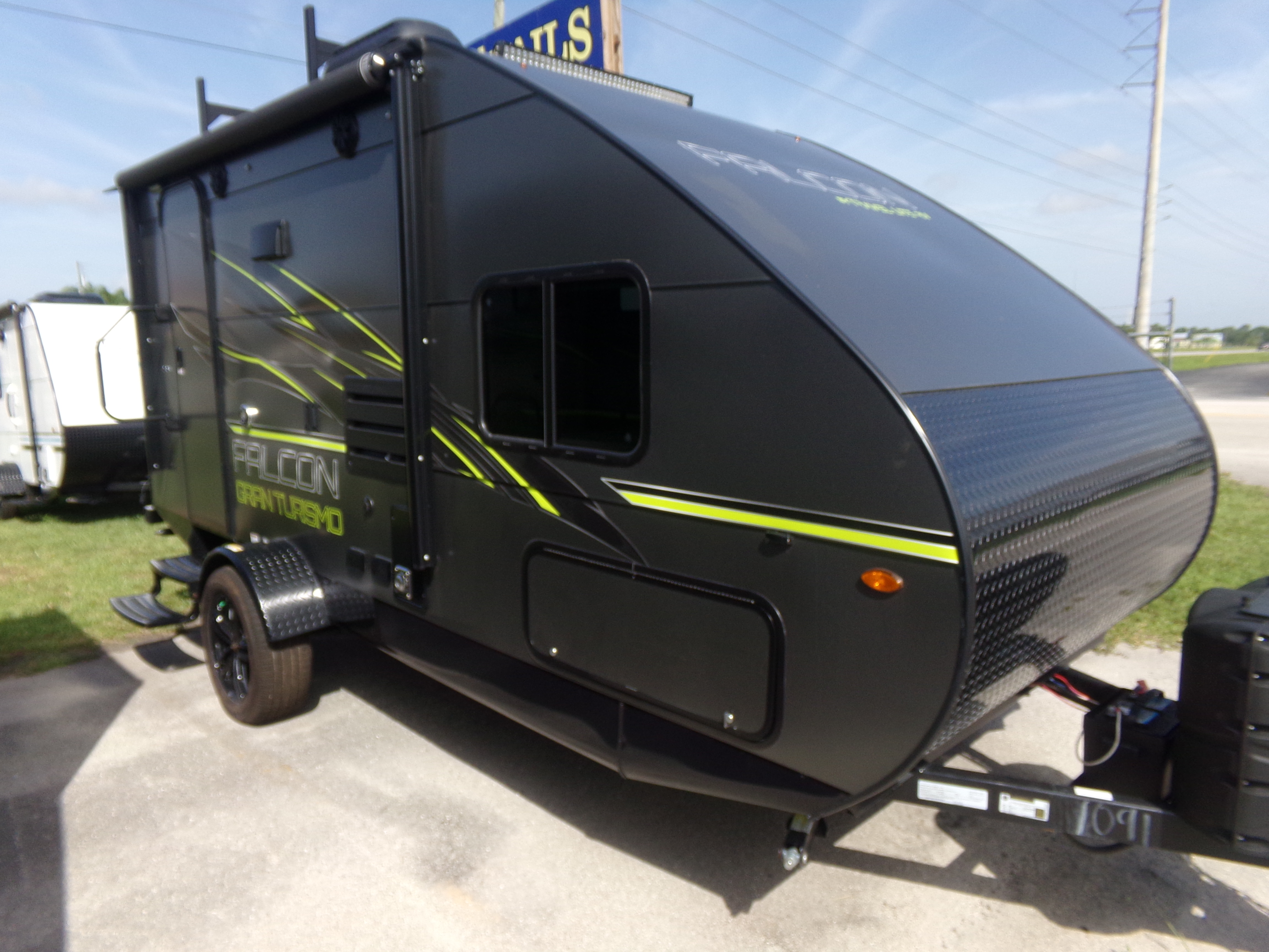 New 2019 Travel Lite Falcon F21RB Travel Trailers